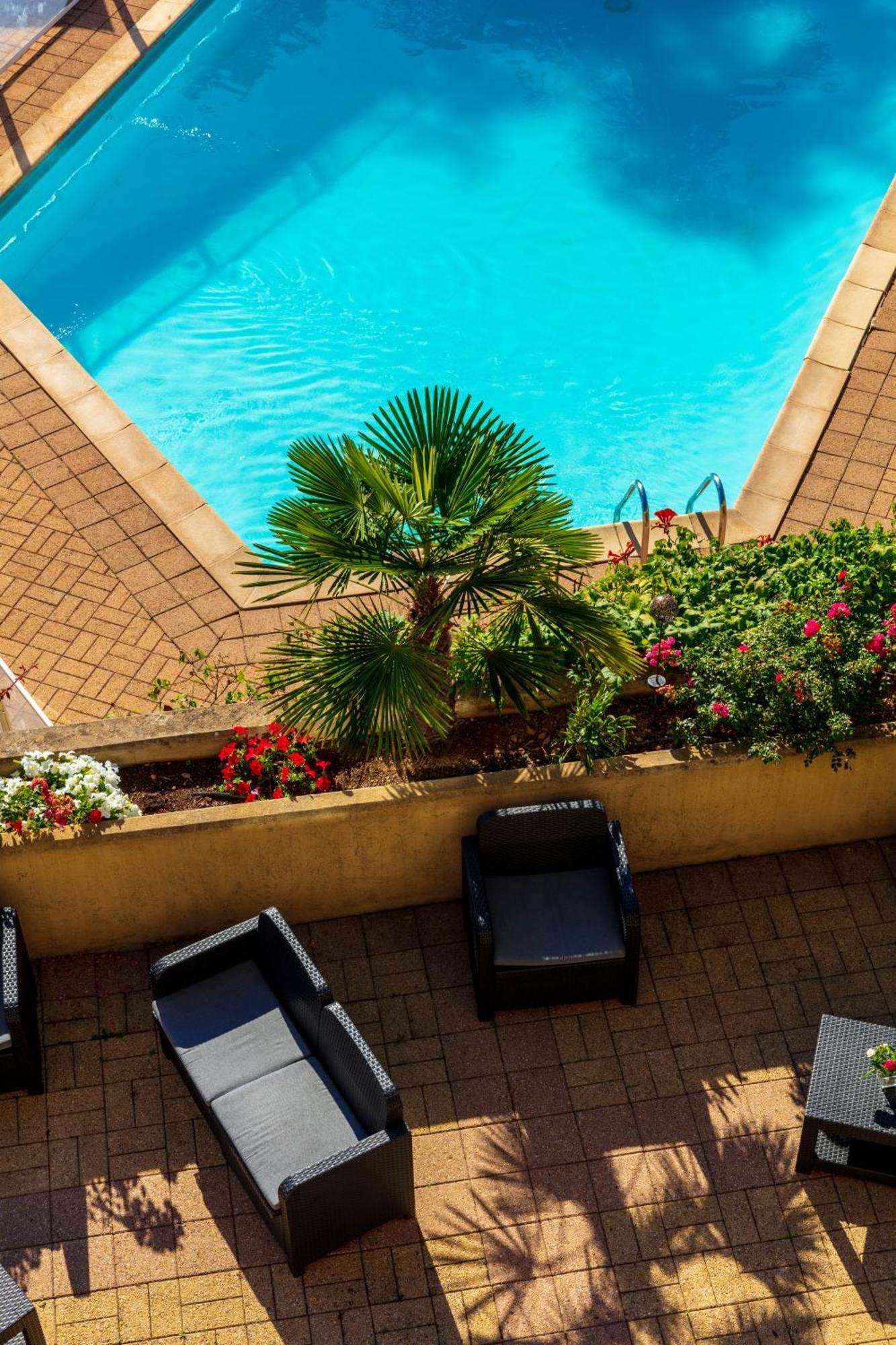 Logis Hotel Noemys Morgon 维列莫尔贡 外观 照片